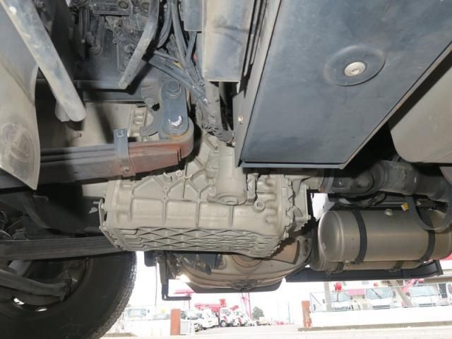 Ref No.A15226377 NISSAN DIESEL QUON Image#16