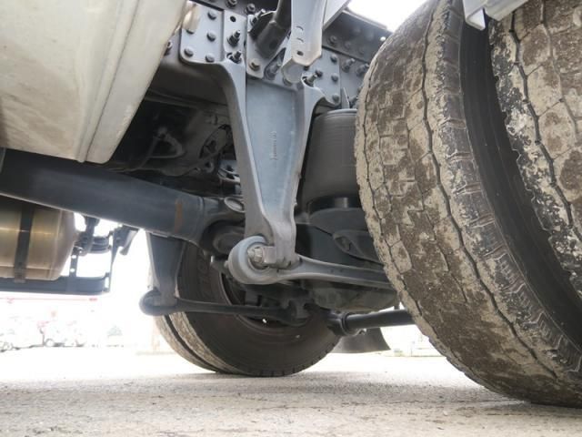 Ref No.A15226377 NISSAN DIESEL QUON Image#15