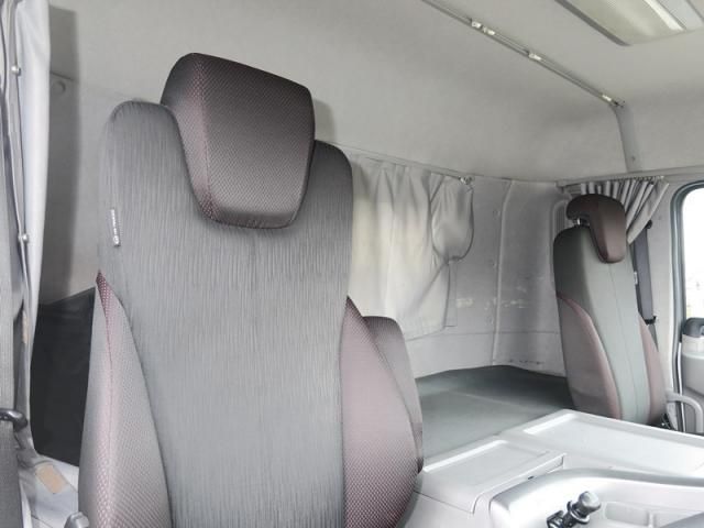 Ref No.A15226377 NISSAN DIESEL QUON Image#20