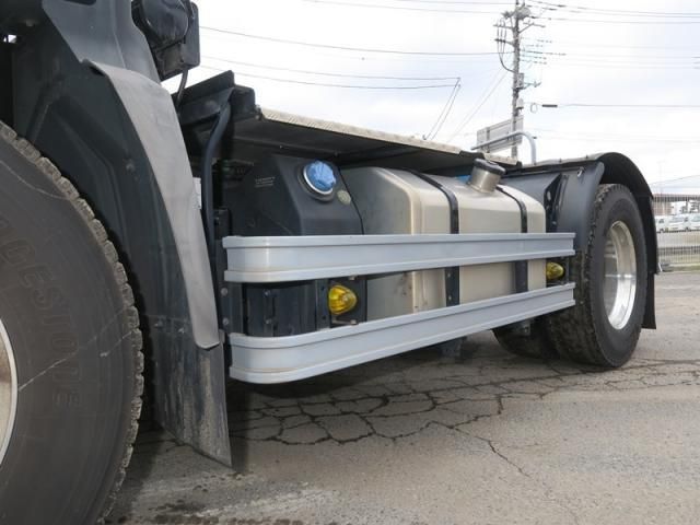 Ref No.A15226377 NISSAN DIESEL QUON Image#11