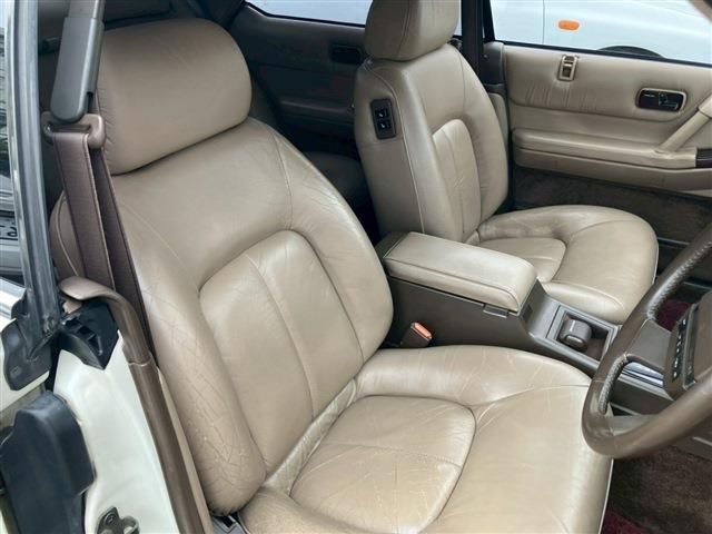 Ref No.A15301579 NISSAN CIMA Image#9