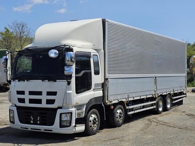 ISUZU GIGA