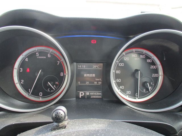 Ref No.A15327789 SUZUKI SWIFT Image#18