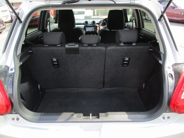 Ref No.A15327789 SUZUKI SWIFT Image#15