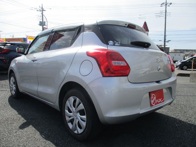 Ref No.A15327789 SUZUKI SWIFT Image#5
