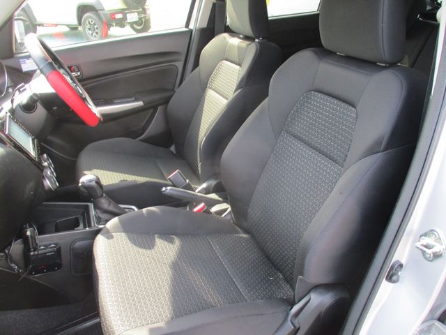 Ref No.A15327789 SUZUKI SWIFT Image#12