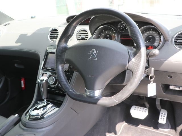Ref No.A15327835 PEUGEOT RCZ Image#13