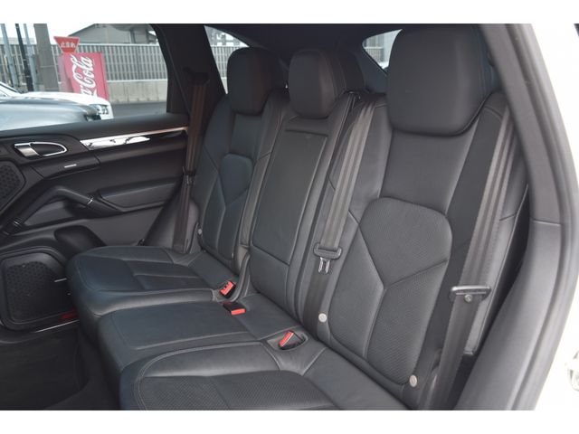 Ref No.A15334892 PORSCHE CAYENNE Image#13