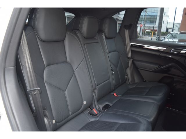 Ref No.A15334892 PORSCHE CAYENNE Image#14