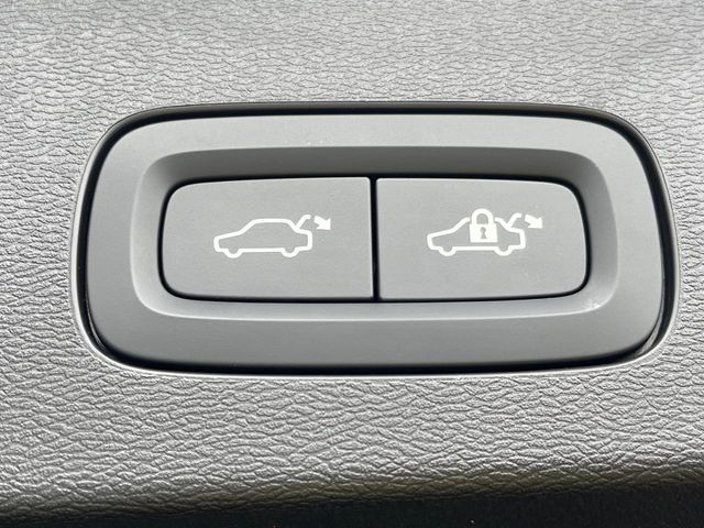 Ref No.A15334906 VOLVO V60 Image#9