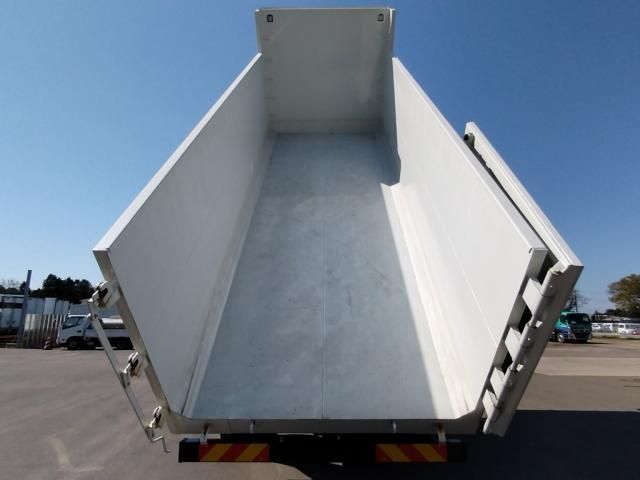 Ref No.A15366472 MITSUBISHI SUPER GREAT Image#8