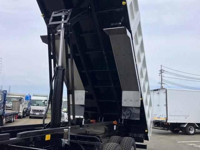 Ref No.A15366483 MITSUBISHI SUPER GREAT Image#17