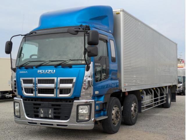 ISUZU GIGA