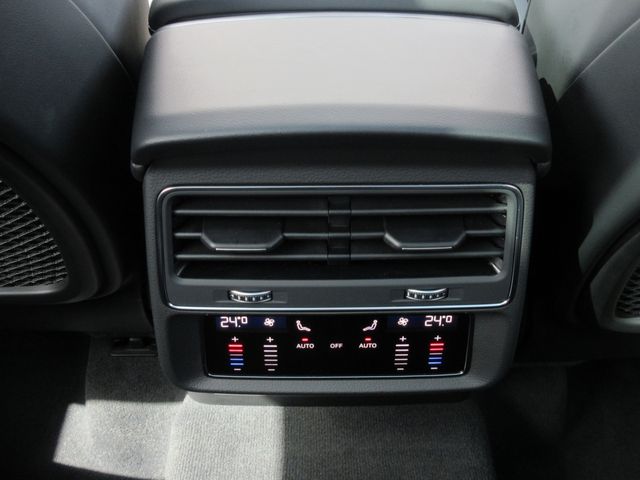Ref No.A15383137 AUDI Q7 Image#18