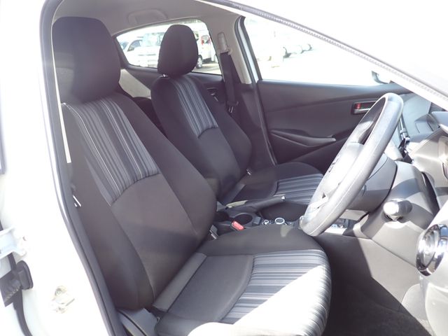 Ref No.A15403340 MAZDA MAZDA2 Image#16