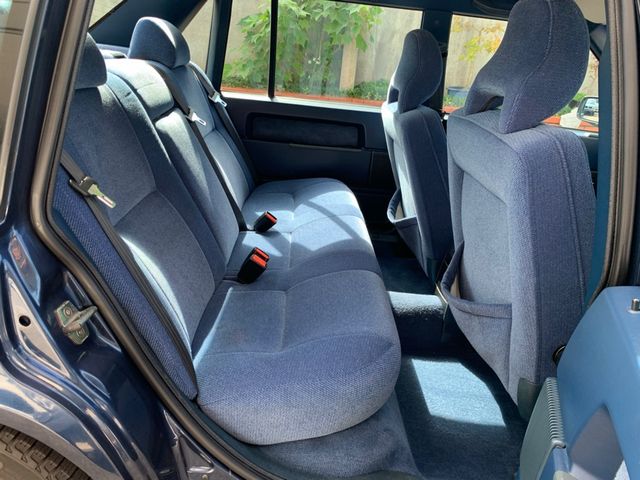 Ref No.A15403395 VOLVO 940 Image#19