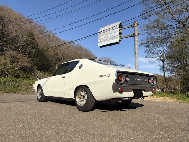 Ref No.A15404882 NISSAN SKYLINE Image#12