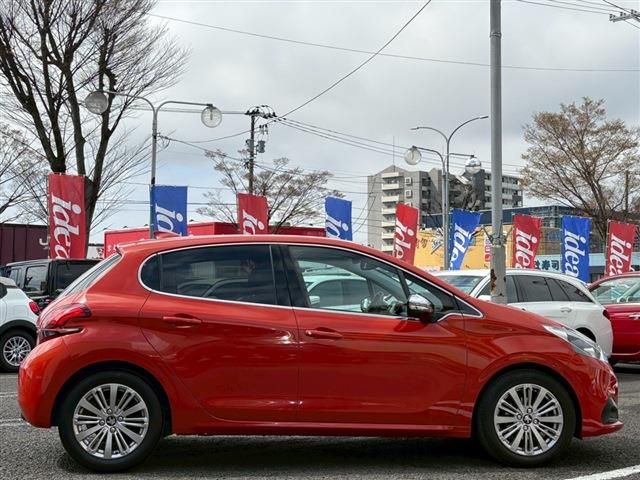 Ref No.A15405222 PEUGEOT 208 Image#3