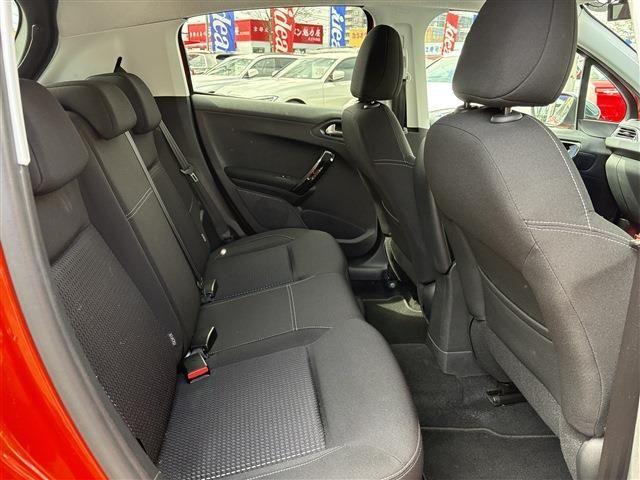 Ref No.A15405222 PEUGEOT 208 Image#12