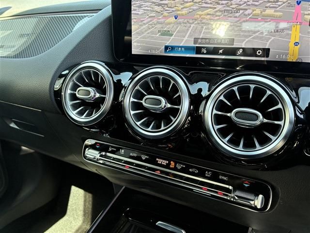 Ref No.A15410752 MERCEDES GLA CLASS Image#18