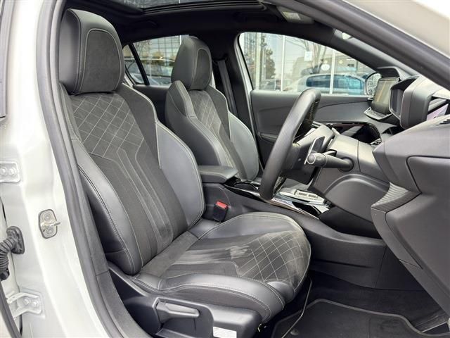Ref No.A15410760 PEUGEOT 208 Image#12