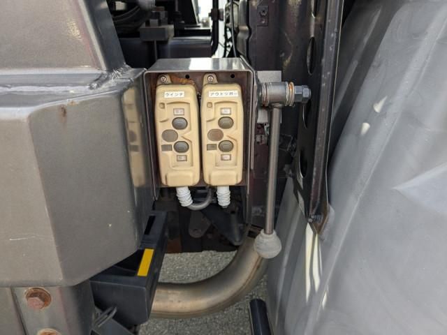 Ref No.A15418119 NISSAN DIESEL QUON Image#15