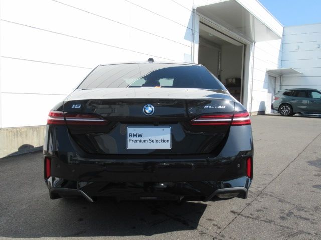 Ref No.A15424324 BMW i5 Image#8