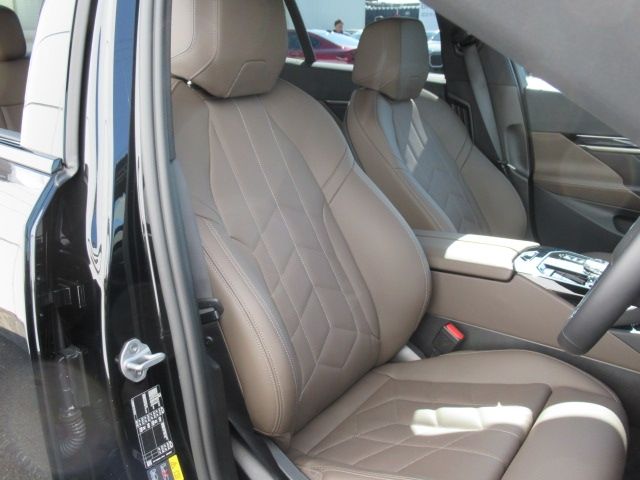 Ref No.A15424324 BMW i5 Image#17