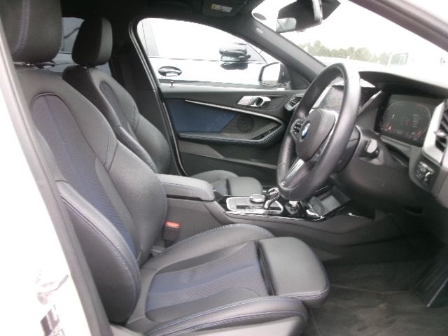 Ref No.A15424378 BMW 1 SERIES Image#11
