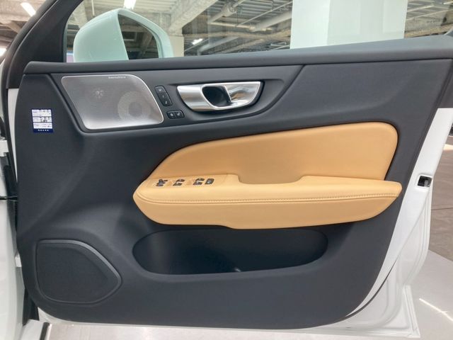 Ref No.A15424468 VOLVO V60 Image#13
