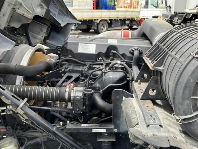 Ref No.A15431515 NISSAN DIESEL QUON Image#16