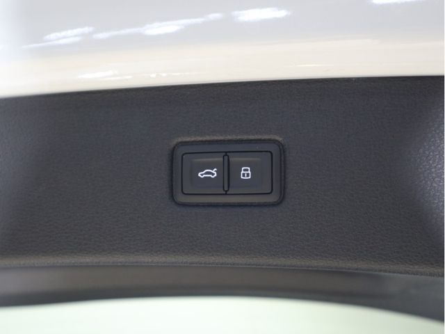 Ref No.A15435931 AUDI Q7 Image#11