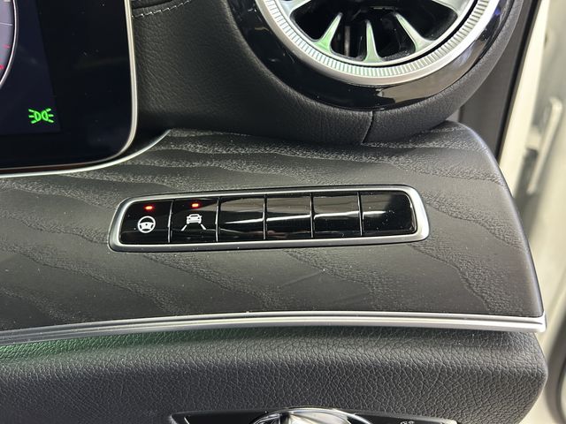 Ref No.A15436105 MERCEDES E CLASS STATIONWAGON Image#16