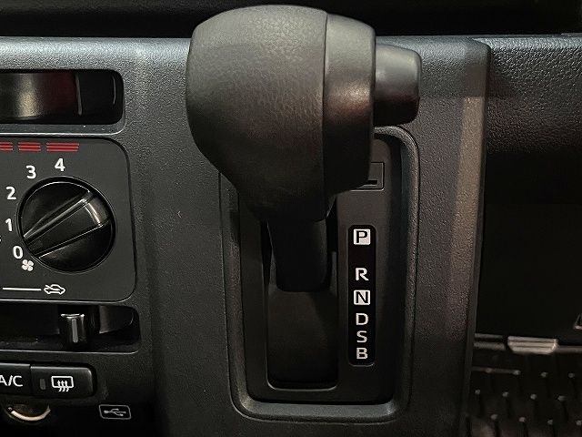 Ref No.A15452184 DAIHATSU HIJET CARGO Image#20