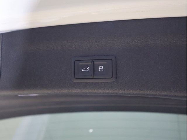 Ref No.A15474839 AUDI A6 Image#11