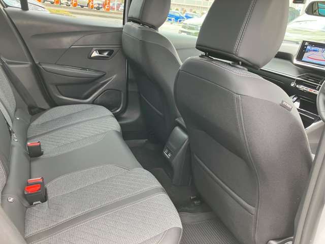 Ref No.A15474891 PEUGEOT 208 Image#12