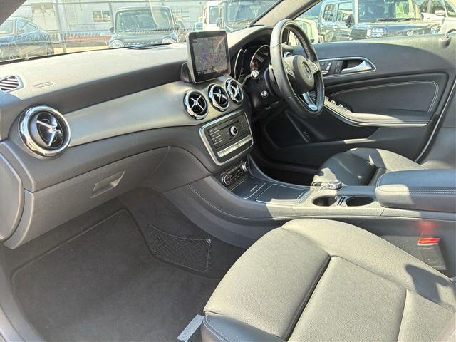 Ref No.A15475365 MERCEDES GLA CLASS Image#17