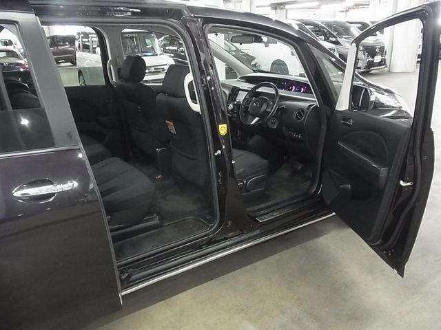 Ref No.A15484396 MAZDA BIANTE Image#11
