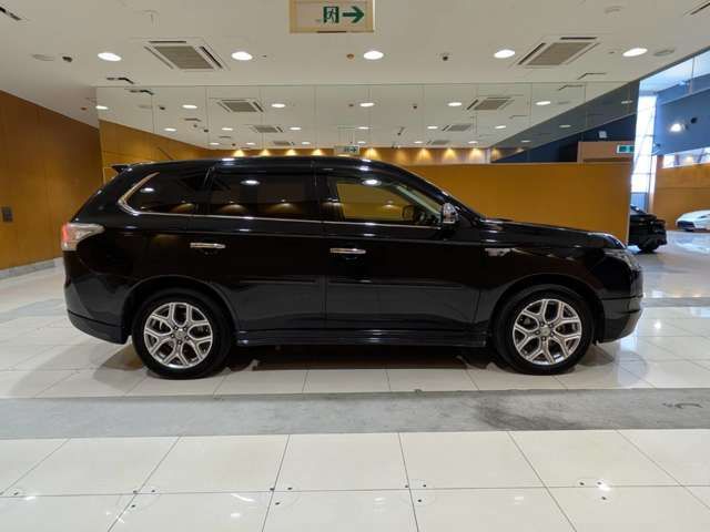 Ref No.A15484452 MITSUBISHI OUTLANDER PHEV Image#14