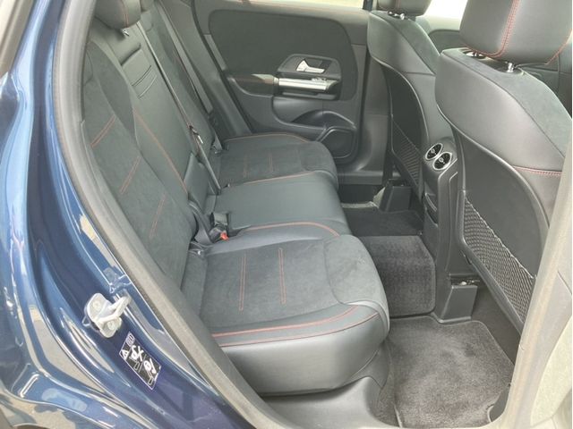 Ref No.A15484935 MERCEDES GLA CLASS Image#14