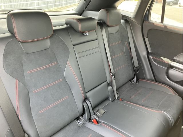 Ref No.A15484935 MERCEDES GLA CLASS Image#13
