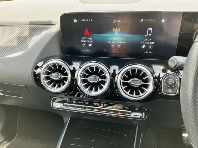 Ref No.A15484935 MERCEDES GLA CLASS Image#9