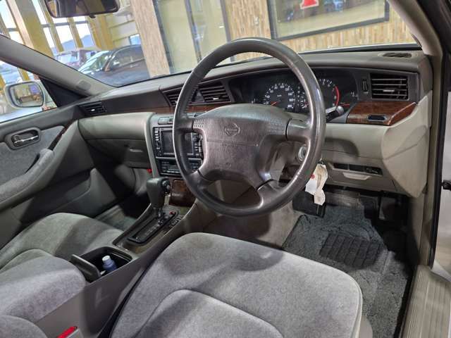 Ref No.A15512943 NISSAN LAUREL Image#17