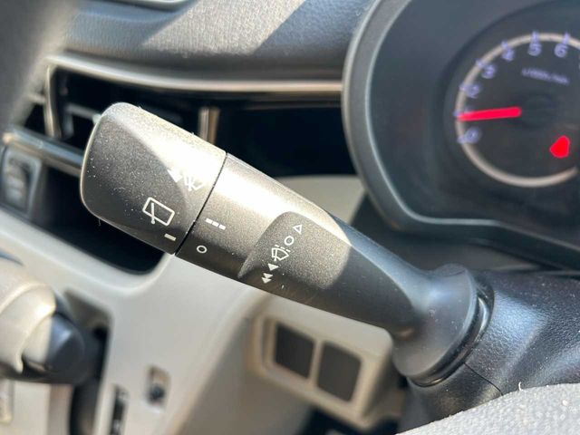 Ref No.A15513658 DAIHATSU MOVE Image#14