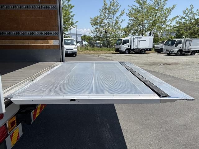 Ref No.A15513695 ISUZU FORWARD Image#15