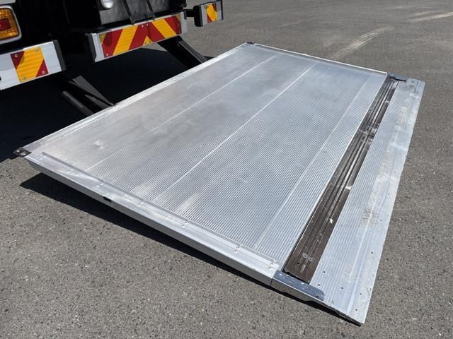 Ref No.A15513695 ISUZU FORWARD Image#16