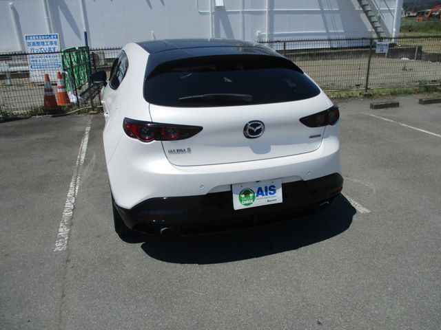 Ref No.A15520077 MAZDA MAZDA3 FASTBACK Image#3