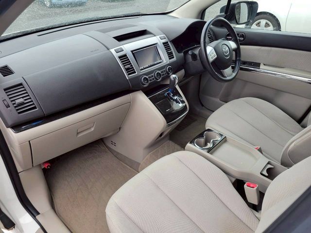 Ref No.A15532539 MAZDA MPV Image#15