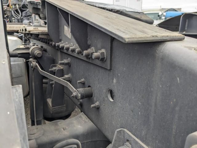 Ref No.A15532949 NISSAN DIESEL QUON Image#19
