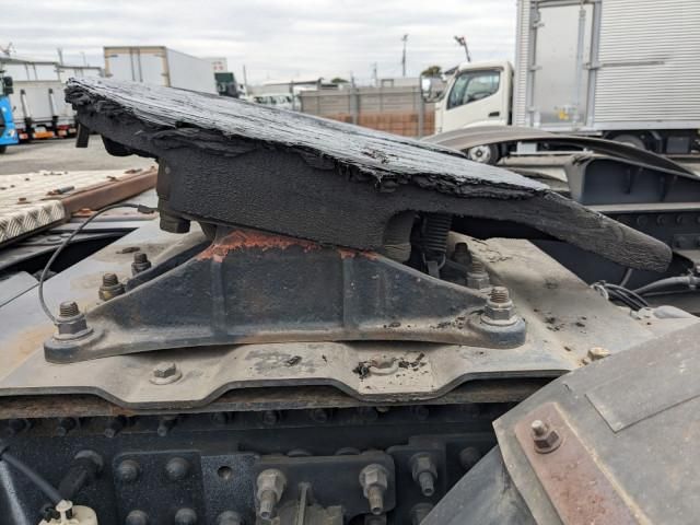 Ref No.A15532949 NISSAN DIESEL QUON Image#16